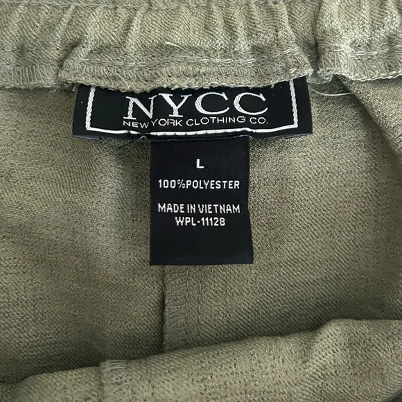 NYCC Large Olive Green Casual Pull On Shorts - Picture 2 of 5
